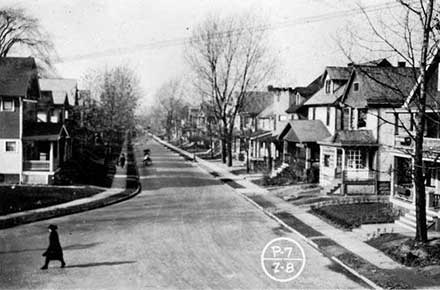 Stratmore Avenue - north of &reg;NKP overpass, 1922.